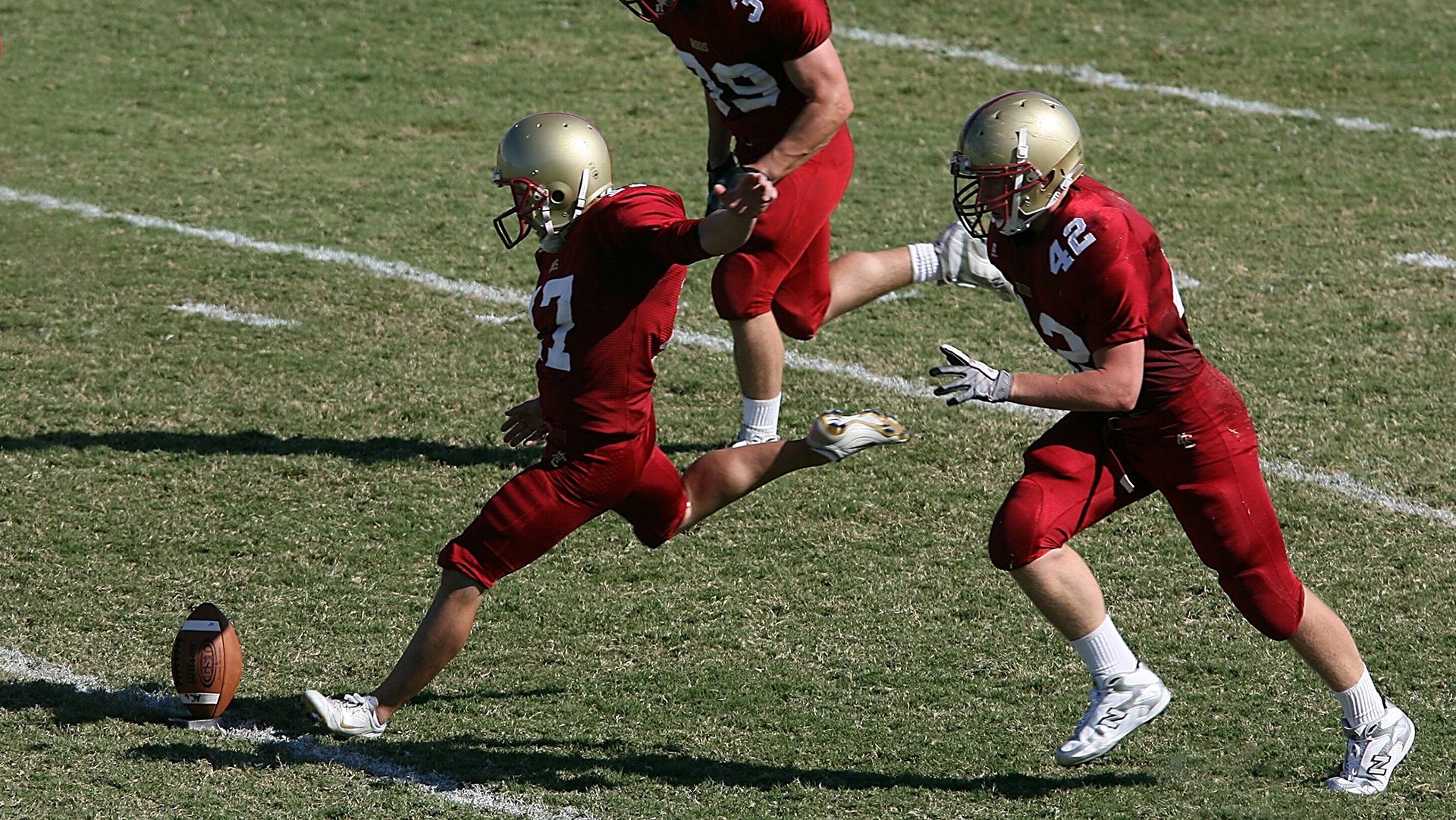 青少年体育运动参与的心理动因及影响研究，关于青少年运动员心理发展的影响因素
